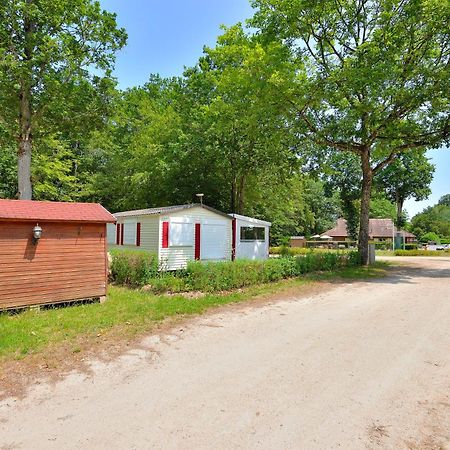 Camping Etang De La Vallee Combreux Exterior photo