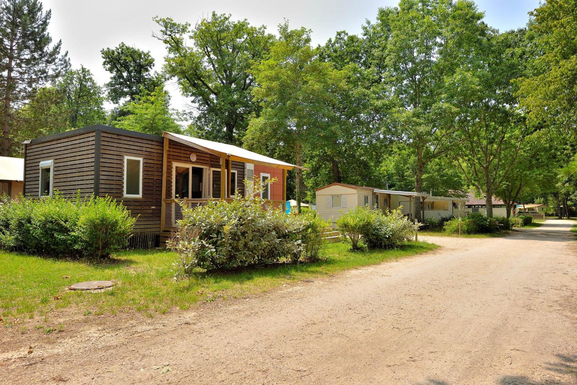 Camping Etang De La Vallee Combreux Exterior photo