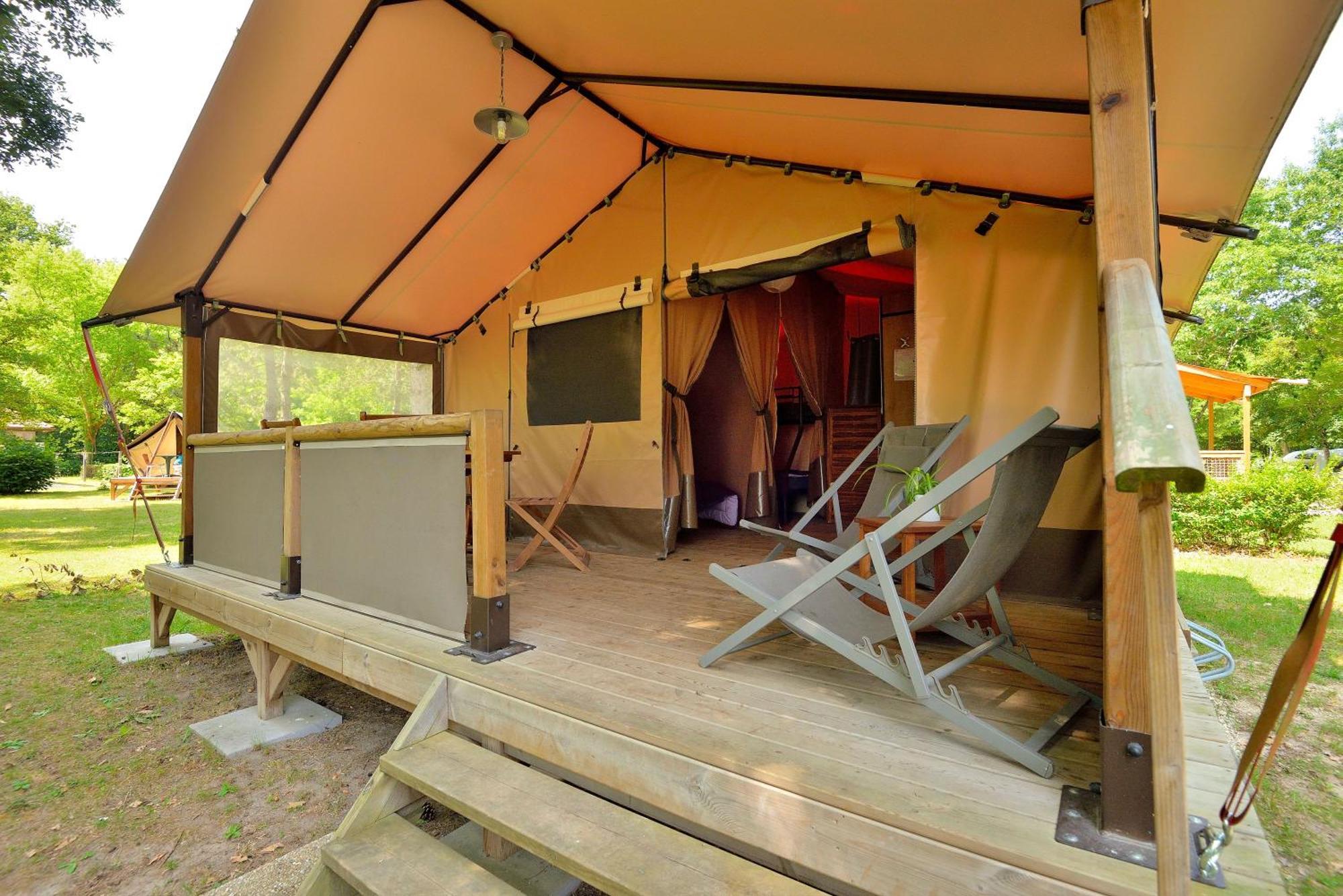 Camping Etang De La Vallee Combreux Room photo