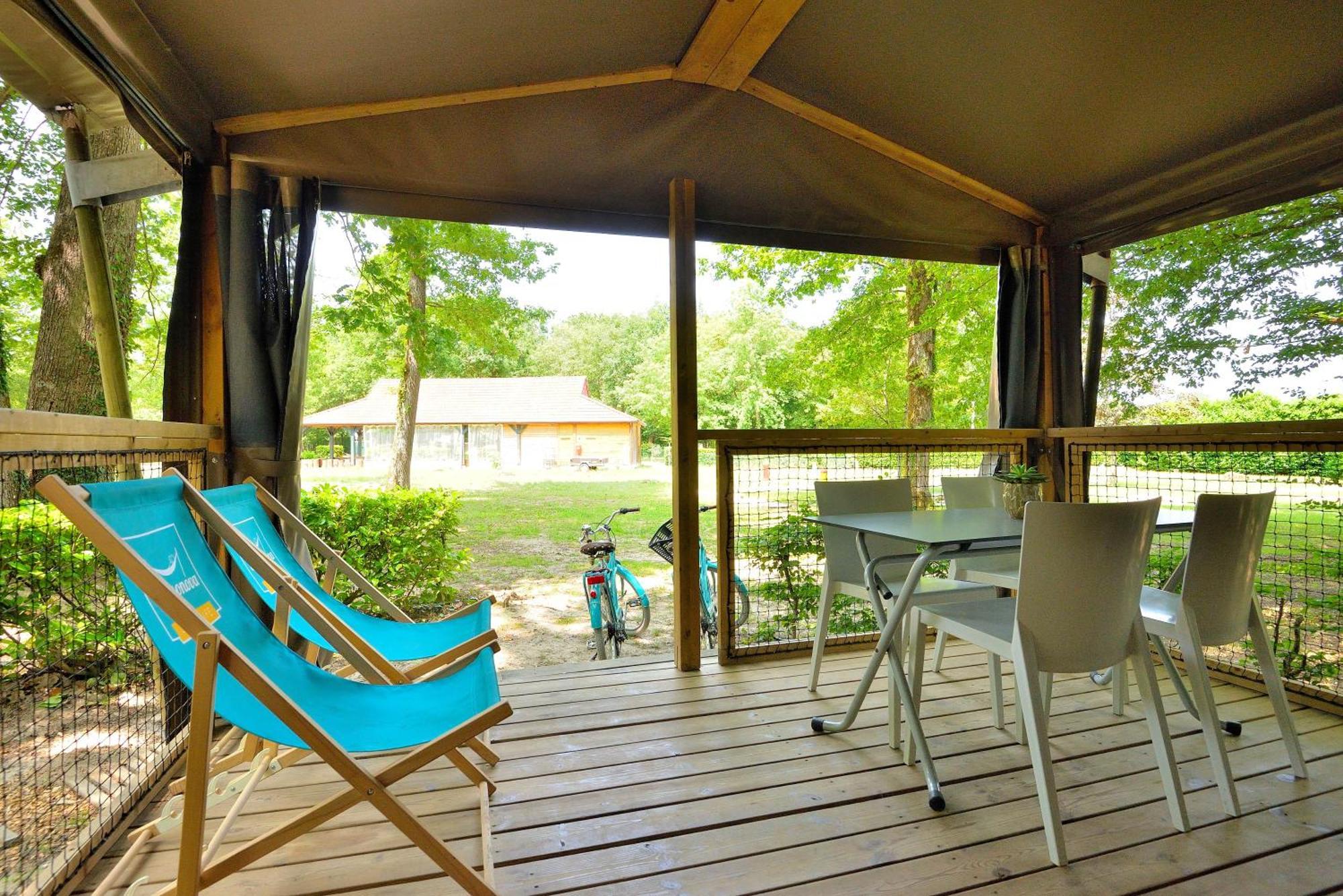 Camping Etang De La Vallee Combreux Room photo